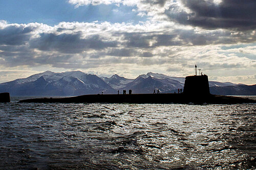 Image of submarine HMS Victorious